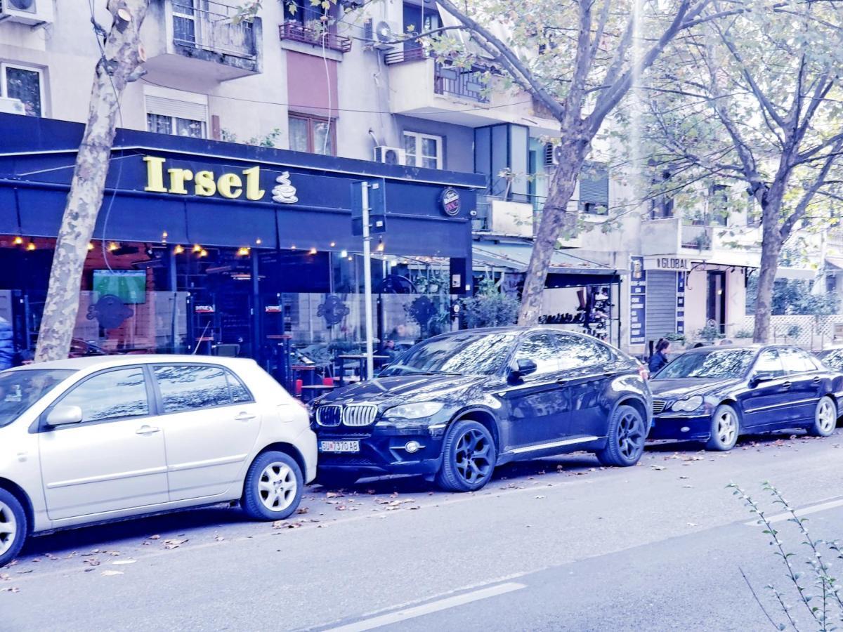 Traveler'S Place At Tirana City Centre Esterno foto